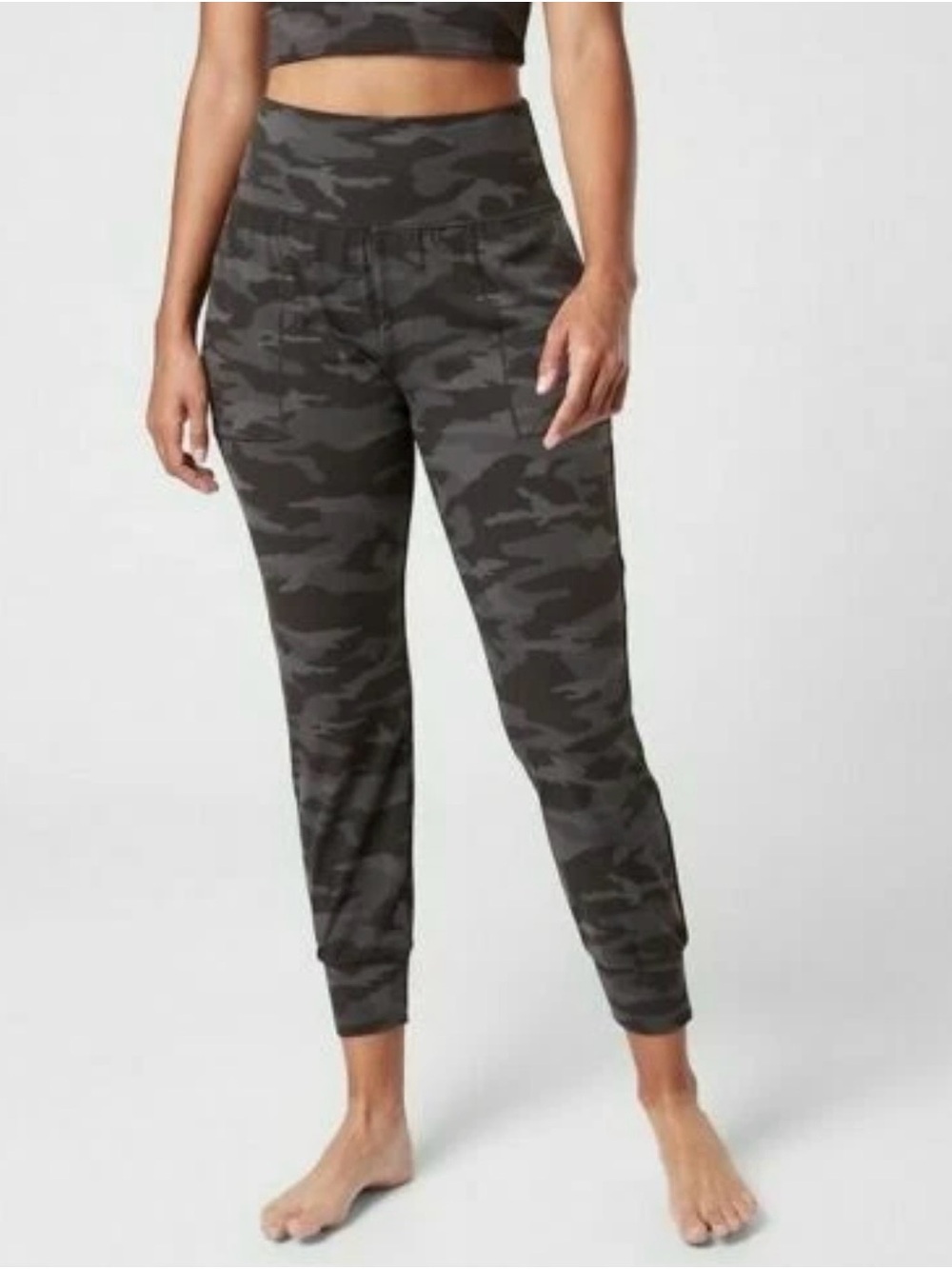Athleta Dark Gray Salutation Camo Joggers High Waist High Rise Women's Small GUC